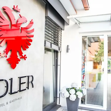 ゲストハウス Adler &